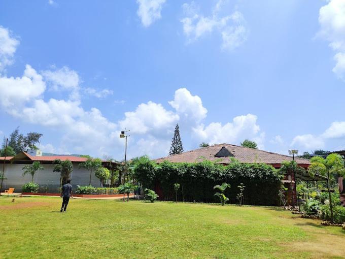 Whispering Woods Resort Lonavla Zewnętrze zdjęcie