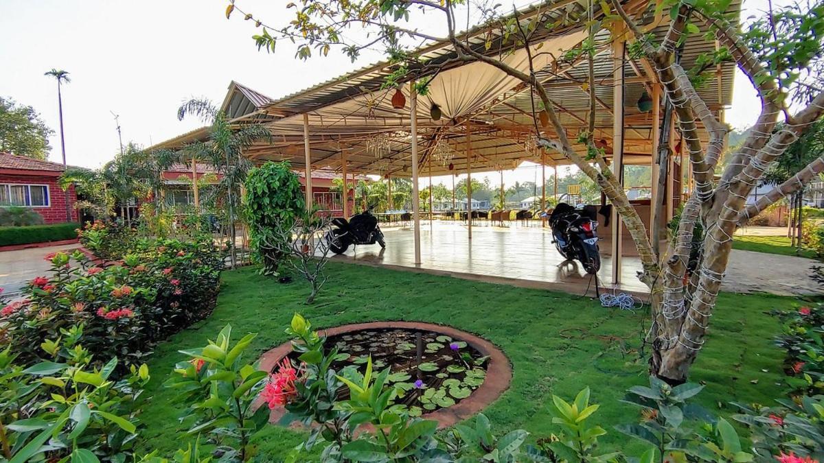 Whispering Woods Resort Lonavla Zewnętrze zdjęcie